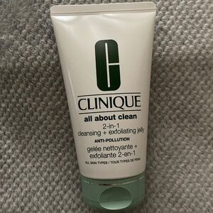 Clinique All About Clean 2 in 1 Cleansing and Exfoliating Jelly